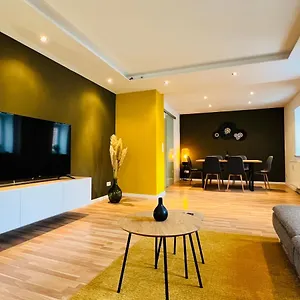 https://das-haupthaus.com-bavaria.com
