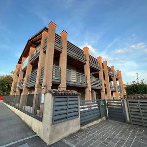 https://bes-residence-bergamo-polaresco.italymilanhotels.net